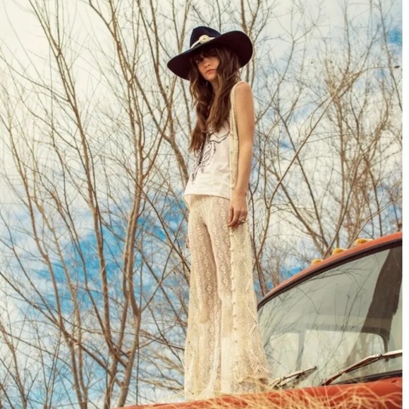 VHTF SPELL PHOENIX LACE FLARES (8) - Picture 6 of 8